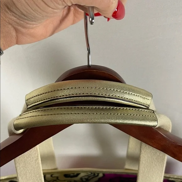 Vintage Coach Poppy Kyra Tote with Floral Pattern - Picture 8 of 17